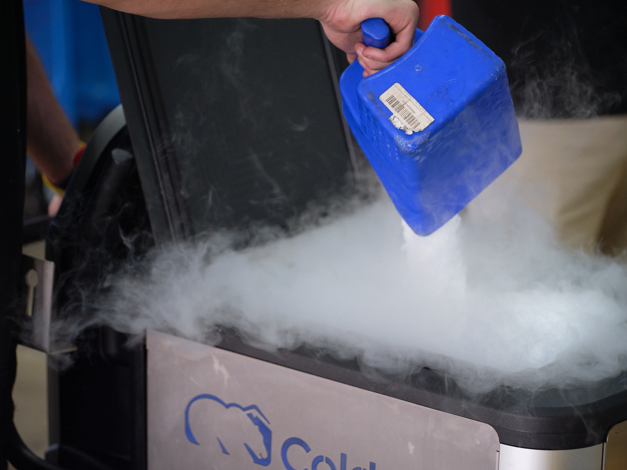 Dryce Automotive Dry Ice Cleaning